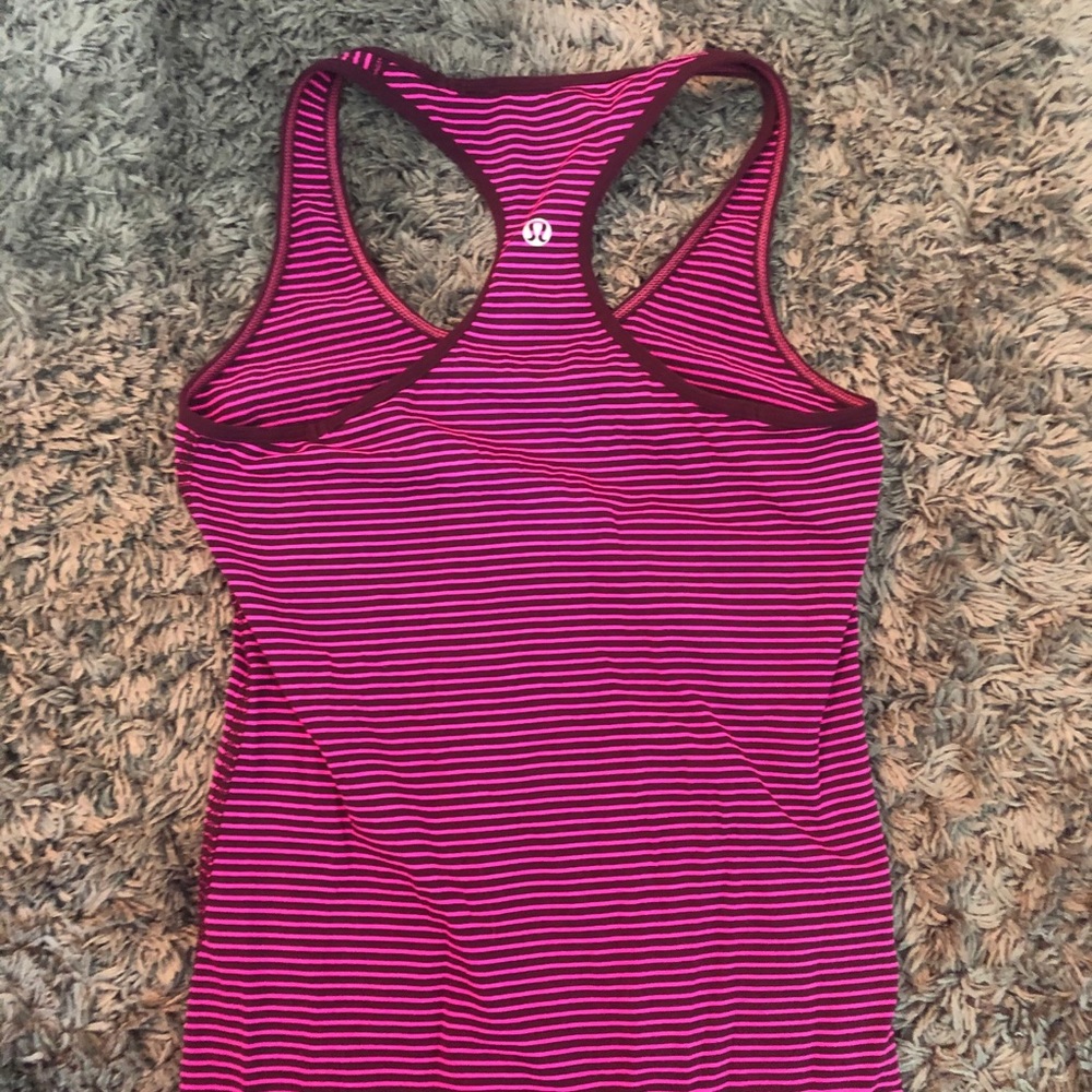 Lululemon tank